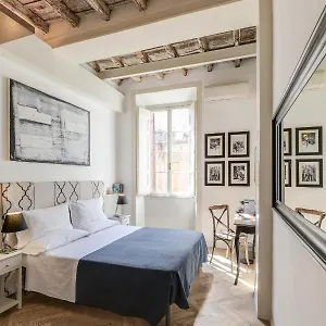 The Bluehostel *** Rome