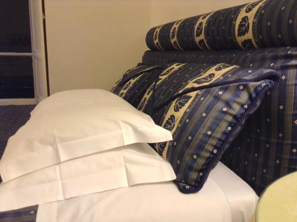 2 Be Home Colosseo Rome Bed & Breakfast